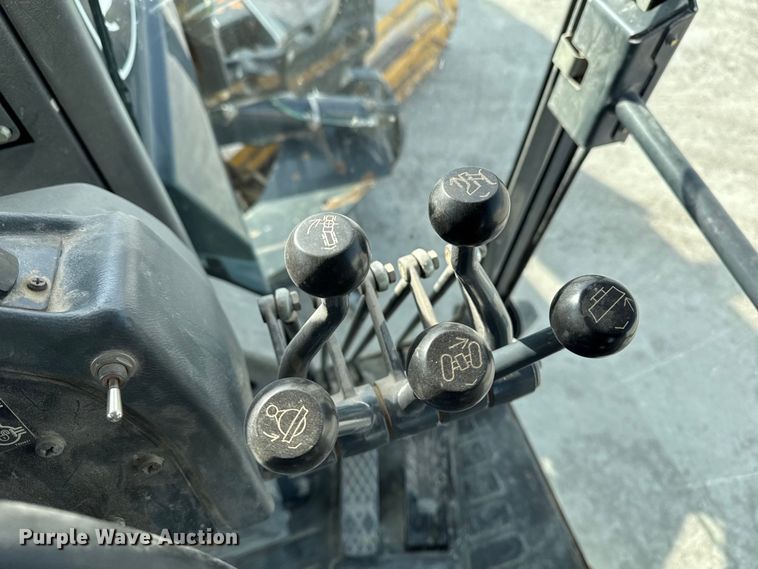 image for item EA2277 2010 John Deere 770G motor grader