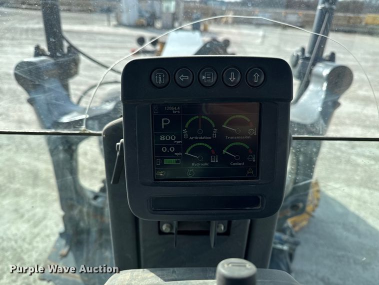 image for item EA2277 2010 John Deere 770G motor grader