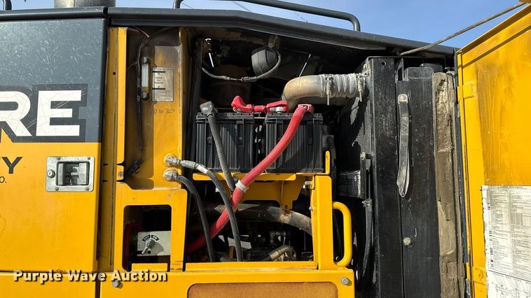 image for item EA2277 2010 John Deere 770G motor grader