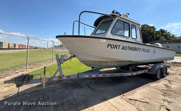 image for item EA6997 2006 Sea Ark VC Commander boat