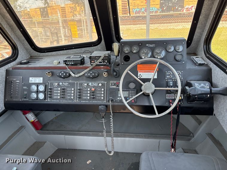 image for item EA6997 2006 Sea Ark VC Commander boat