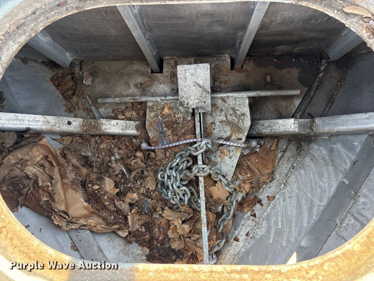 image for item EA6997 2006 Sea Ark VC Commander boat