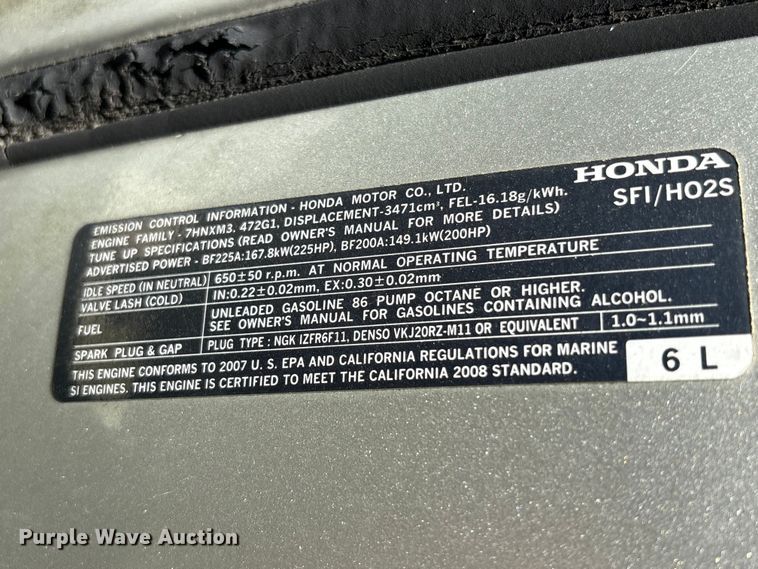 image for item EA6997 2006 Sea Ark VC Commander boat