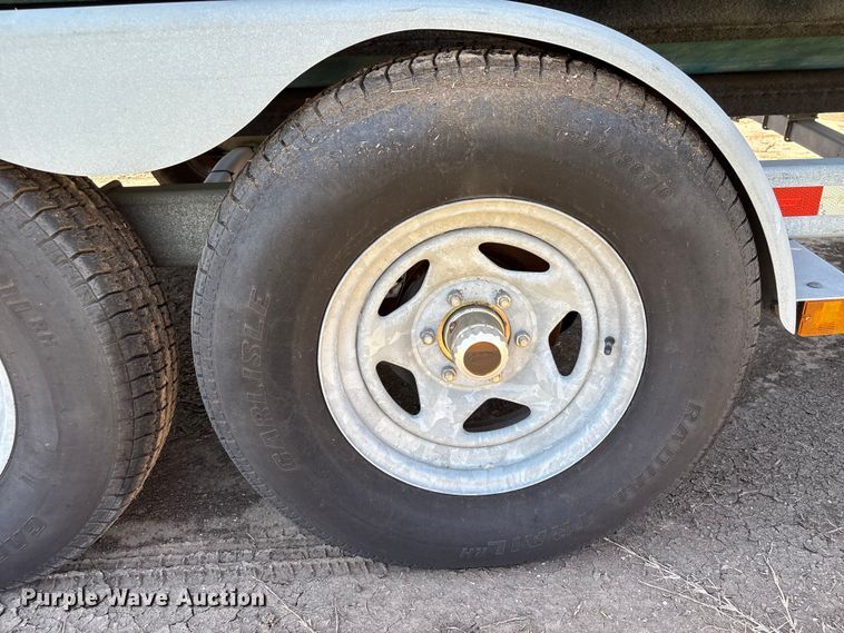 image for item EA6997 2006 Sea Ark VC Commander boat