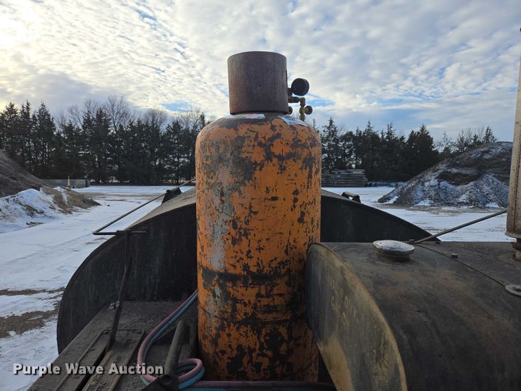 image for item EB1224 Rosco RMT pothole patcher