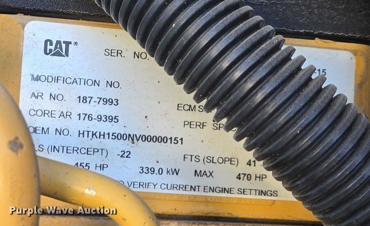 image for item EB1225 2002 International 5500i semi truck