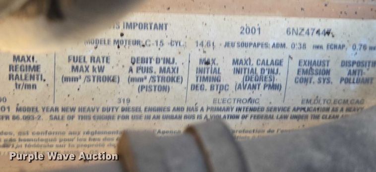 image for item EB1225 2002 International 5500i semi truck