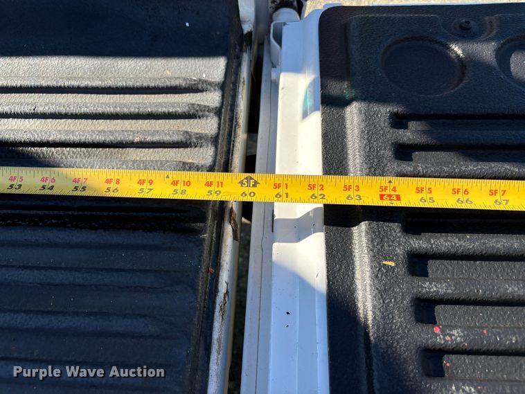 image for item EC8196 2008 Chevrolet Colorado Crew Cab pickup truck