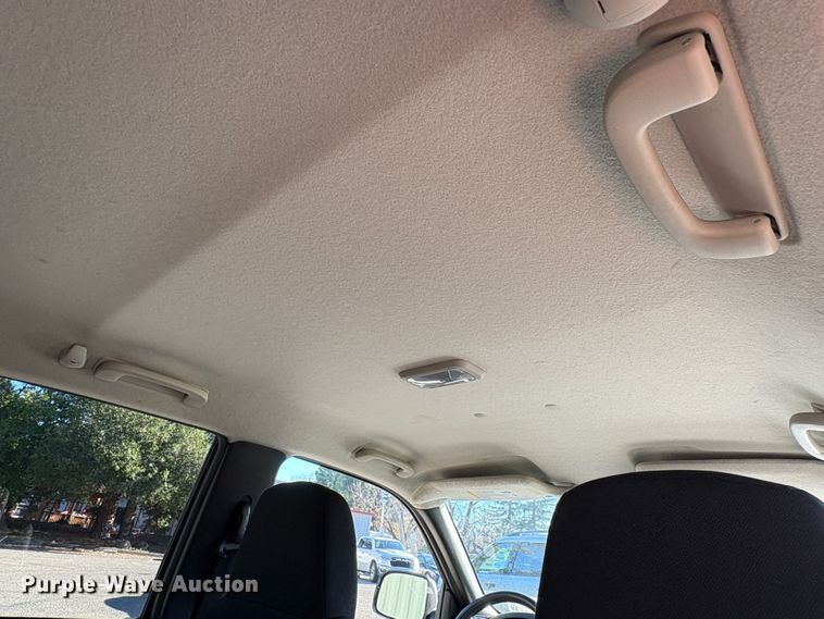 image for item EC8196 2008 Chevrolet Colorado Crew Cab pickup truck