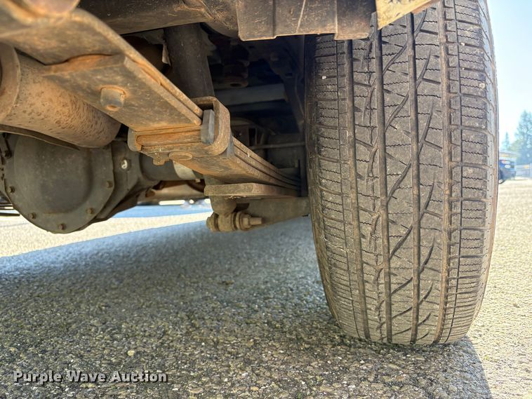 image for item EC8196 2008 Chevrolet Colorado Crew Cab pickup truck