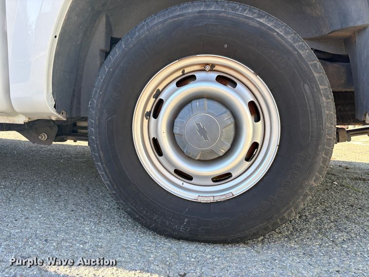 image for item EC8196 2008 Chevrolet Colorado Crew Cab pickup truck