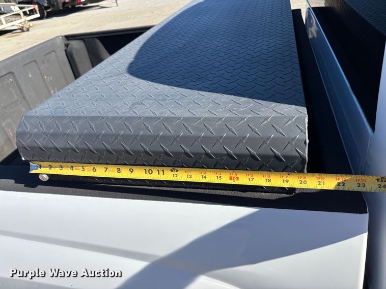 image for item EC8198 2008 Chevrolet Colorado Crew Cab pickup truck