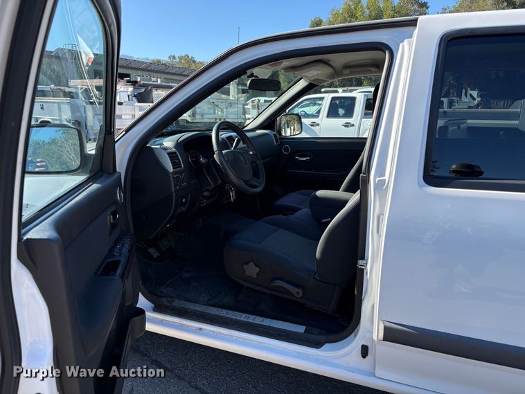 image for item EC8198 2008 Chevrolet Colorado Crew Cab pickup truck