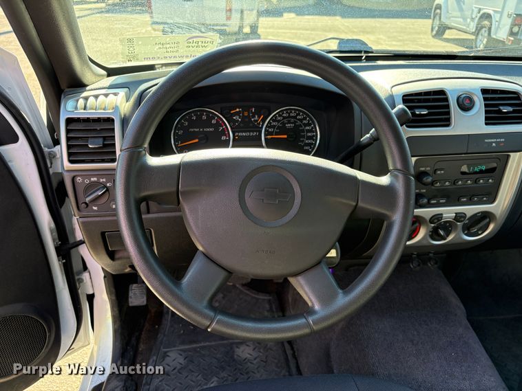 image for item EC8198 2008 Chevrolet Colorado Crew Cab pickup truck