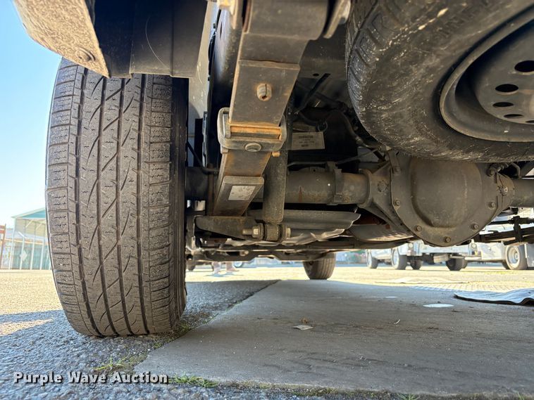 image for item EC8198 2008 Chevrolet Colorado Crew Cab pickup truck