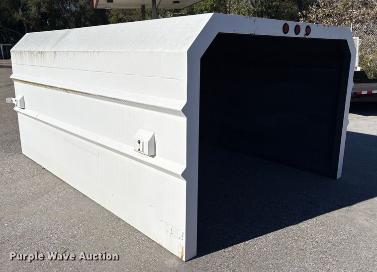 image for item EC8199 Truck topper