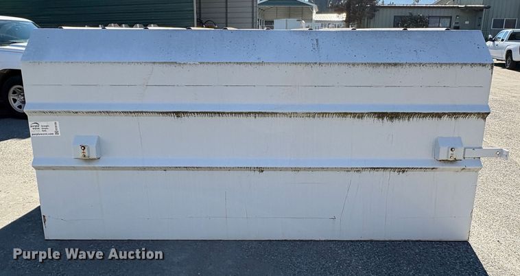 image for item EC8199 Truck topper