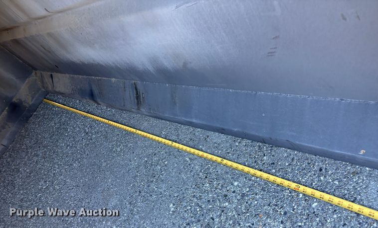 image for item EC8199 Truck topper