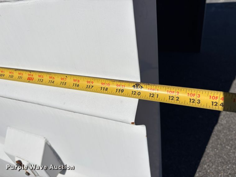 image for item EC8199 Truck topper