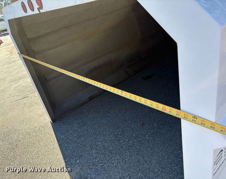 image for item EC8199 Truck topper