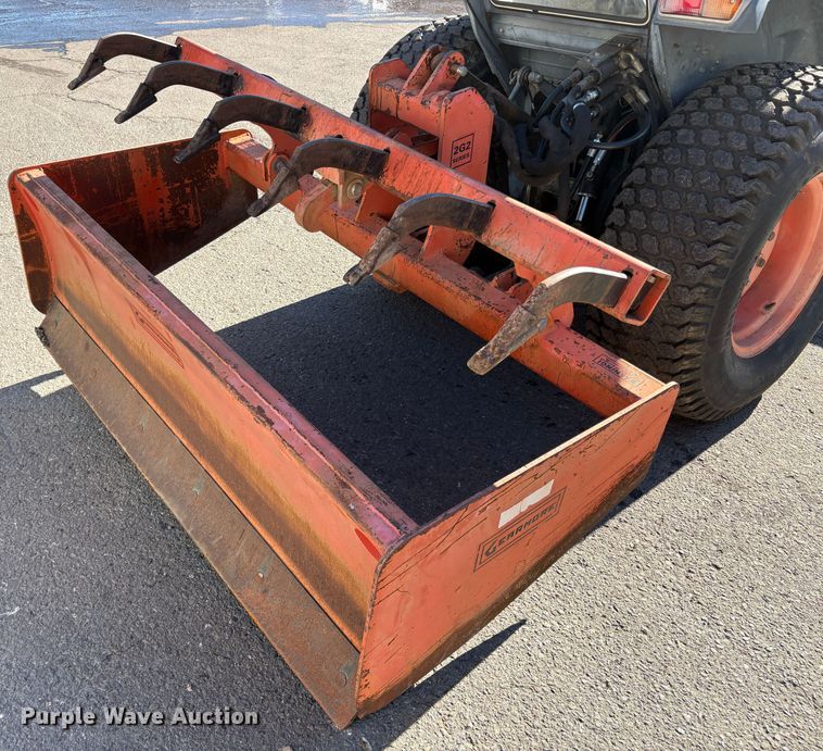 image for item EC8200 Kubota L4200 tractor