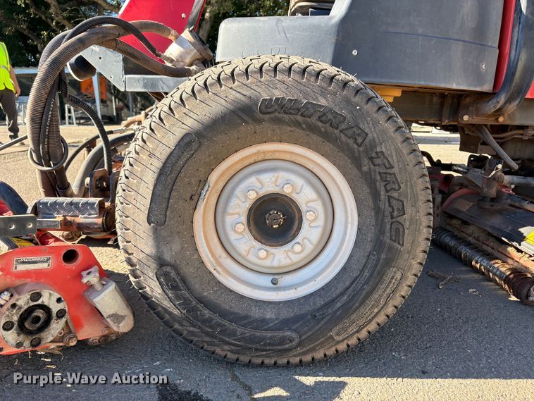 image for item EC8201 Jacobsen LF570 reel mower