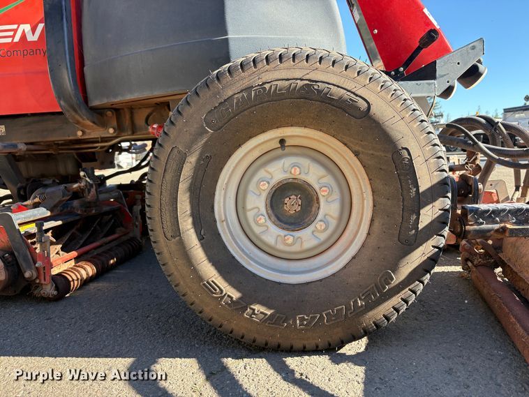 image for item EC8201 Jacobsen LF570 reel mower