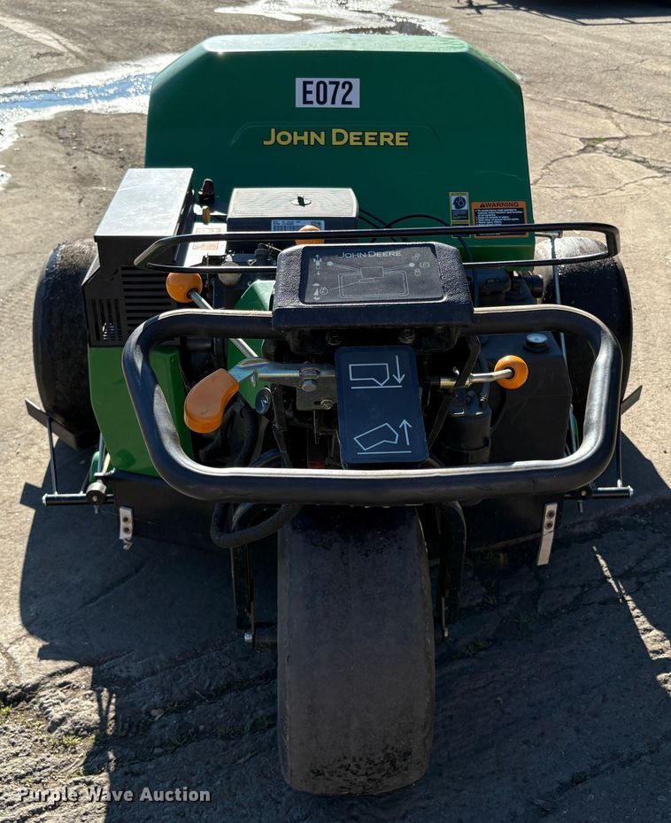 image for item EC8203 2014 John Deere 800 aerator