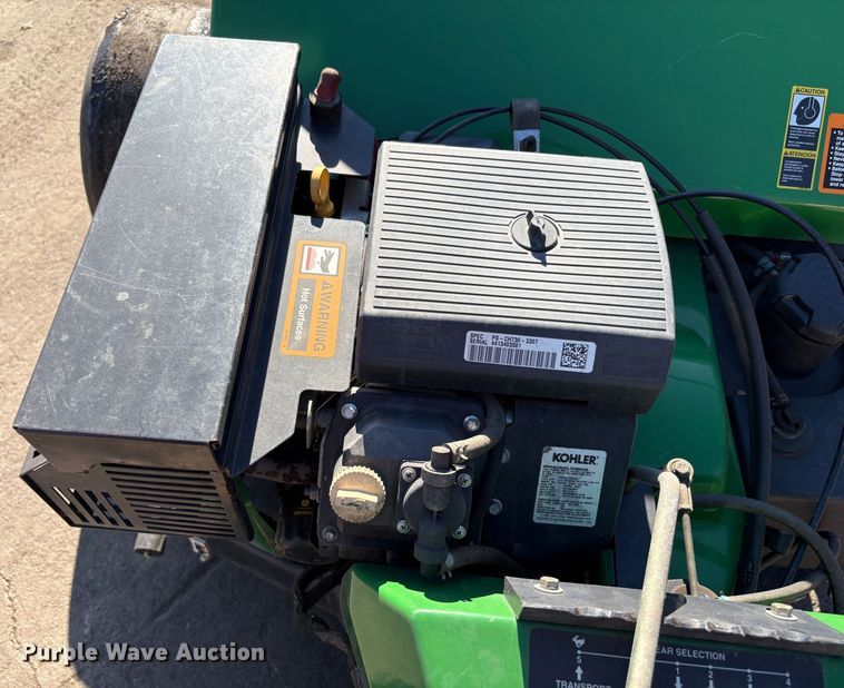 image for item EC8203 2014 John Deere 800 aerator