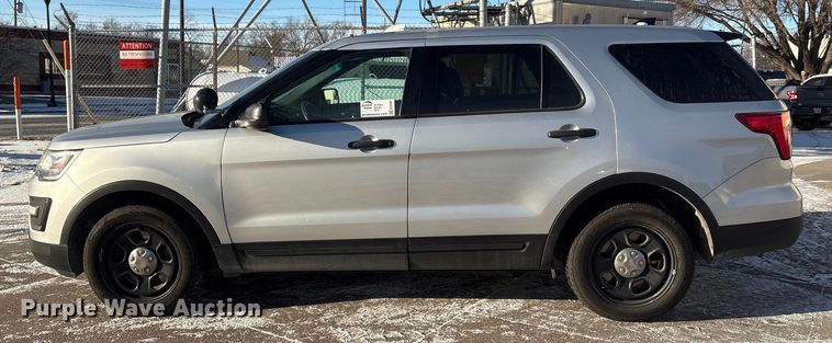 image for item EE4387 2016 Ford Explorer Police Interceptor SUV