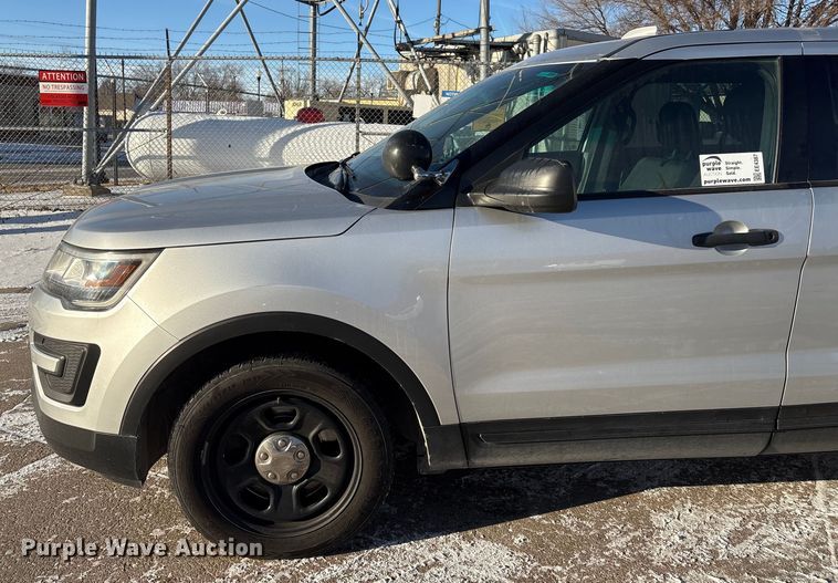 image for item EE4387 2016 Ford Explorer Police Interceptor SUV