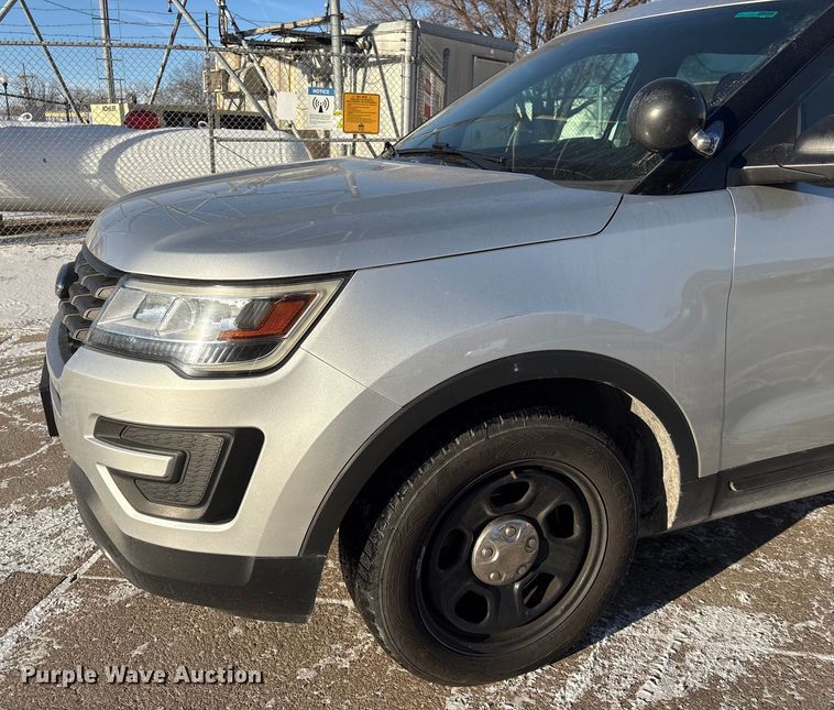 image for item EE4387 2016 Ford Explorer Police Interceptor SUV