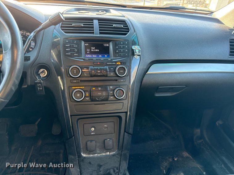 image for item EE4387 2016 Ford Explorer Police Interceptor SUV