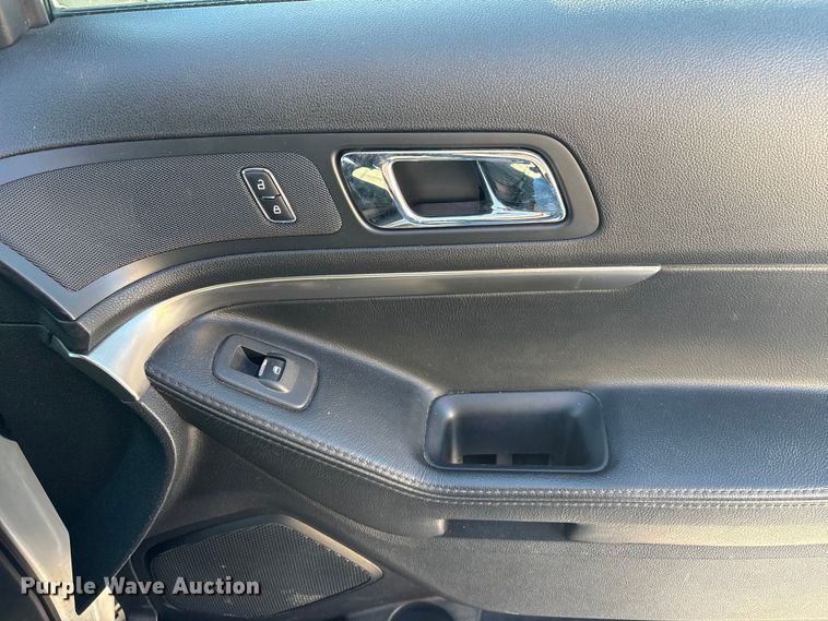 image for item EE4387 2016 Ford Explorer Police Interceptor SUV