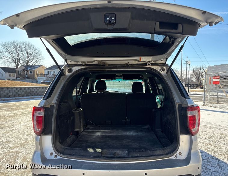 image for item EE4387 2016 Ford Explorer Police Interceptor SUV