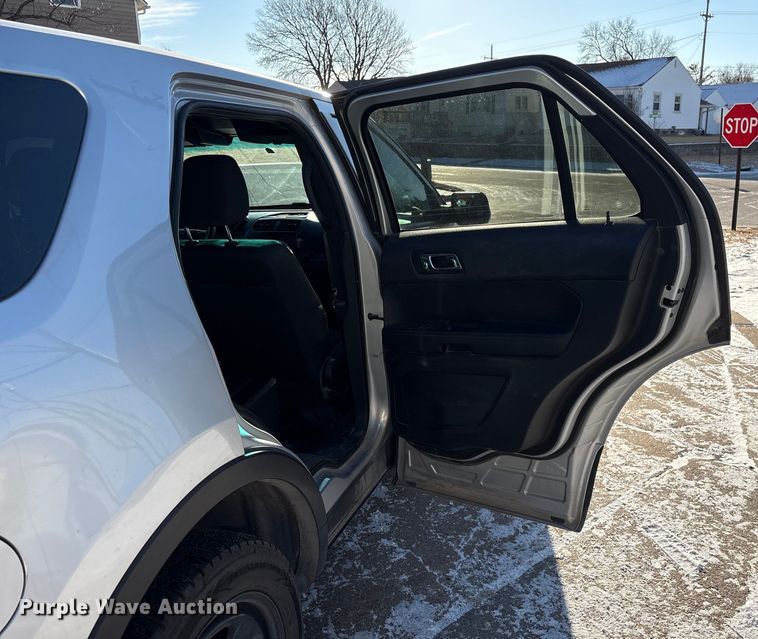 image for item EE4387 2016 Ford Explorer Police Interceptor SUV