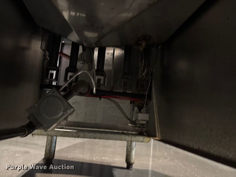 image for item EI5692 (2) Dean SR162GN fryers