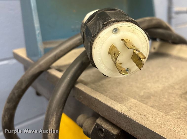 image for item EI5694 K.O. Lee SB818 surface grinder