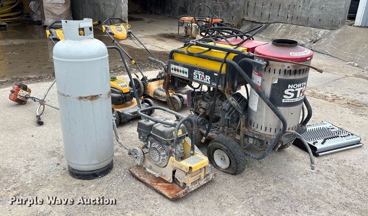 image for item EJ7779 Trash pumps and mowers 