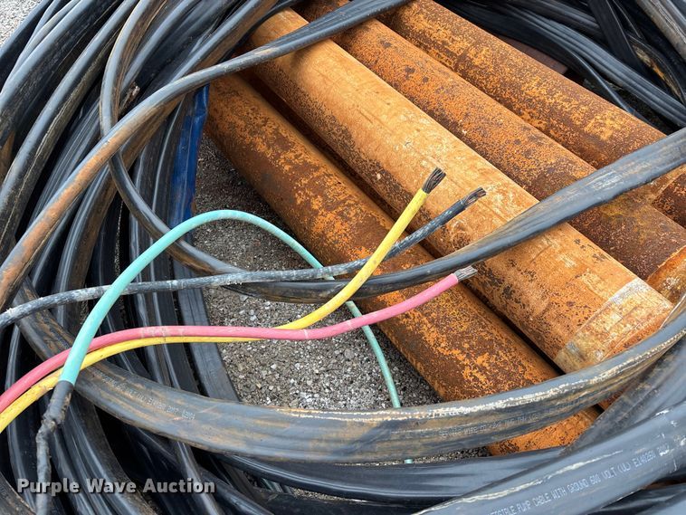 image for item EJ7784 Submersible pump and well casing