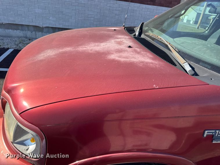 image for item EN0837 2000 Ford F150 Ext. Cab pickup truck