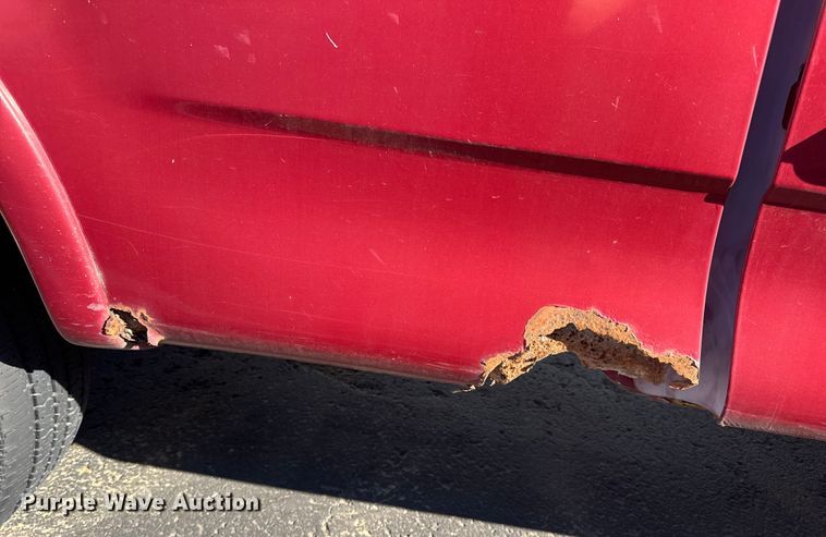 image for item EN0837 2000 Ford F150 Ext. Cab pickup truck