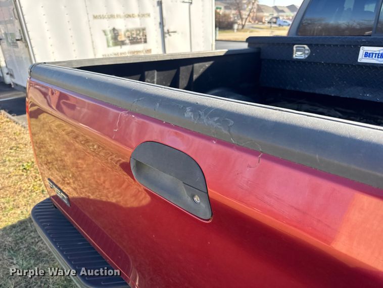 image for item EN0837 2000 Ford F150 Ext. Cab pickup truck