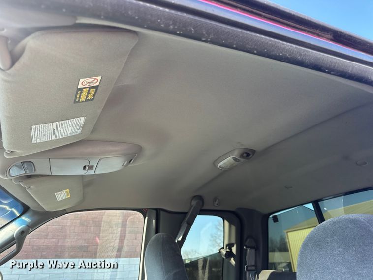 image for item EN0837 2000 Ford F150 Ext. Cab pickup truck