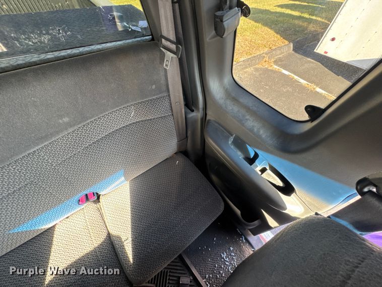 image for item EN0837 2000 Ford F150 Ext. Cab pickup truck