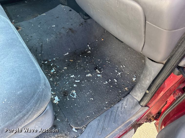 image for item EN0837 2000 Ford F150 Ext. Cab pickup truck