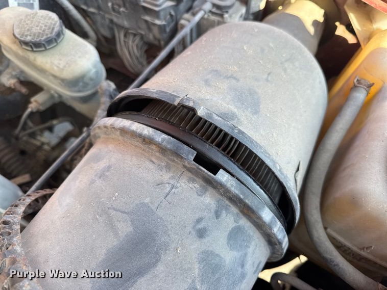 image for item EN0837 2000 Ford F150 Ext. Cab pickup truck