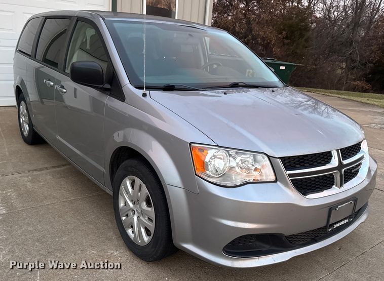 image for item EN0873 2018 Dodge Grand Caravan van