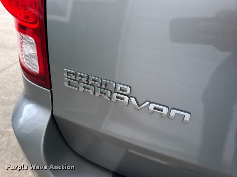 image for item EN0873 2018 Dodge Grand Caravan van