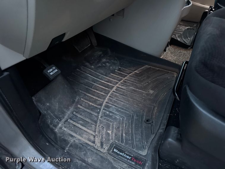 image for item EN0873 2018 Dodge Grand Caravan van